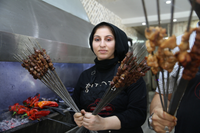 2 Yıldır Kebap Ocağının Başında